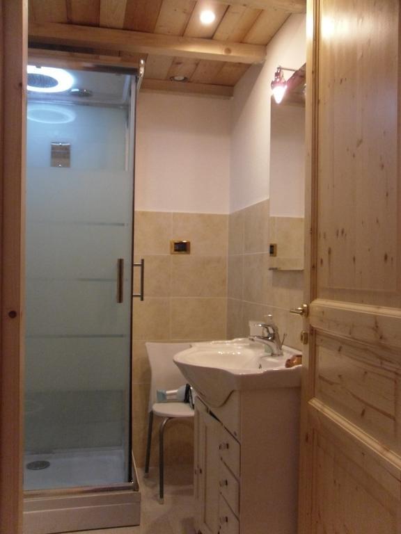 B&B Fragus E Saboris De Sardigna Sadali Rom bilde