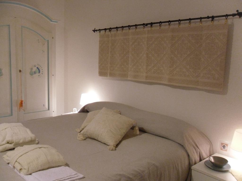 B&B Fragus E Saboris De Sardigna Sadali Rom bilde